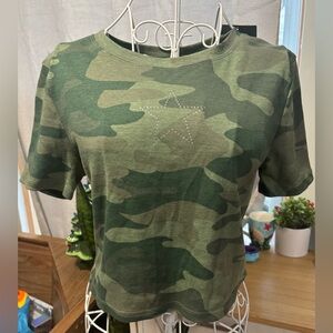 Grayson Threads Top Size Medium